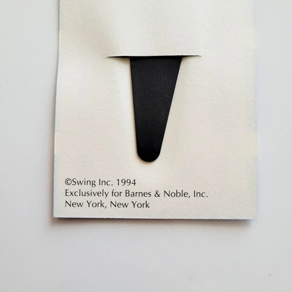 Vintage 90s Black Cat Bookmark Metal Clip fence blue USA Barnes Nobel Swing 1994